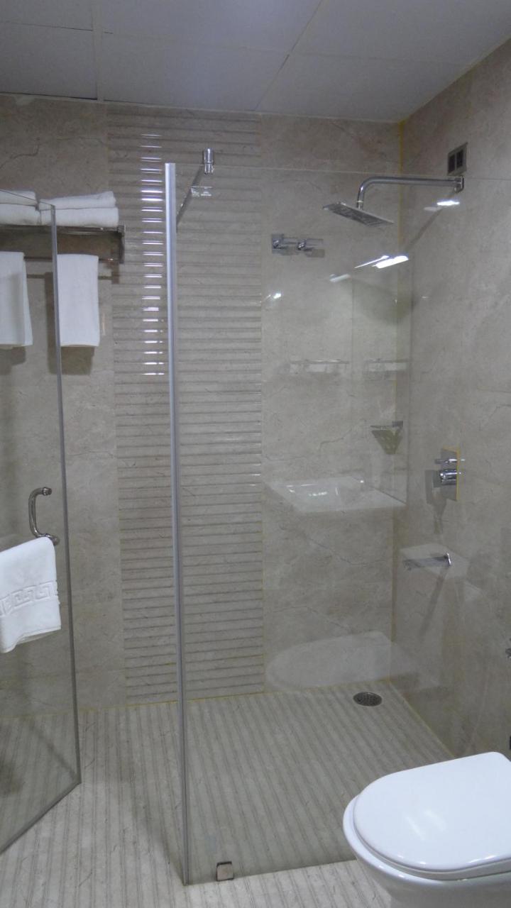 Devanahalli Arna Hotel מראה חיצוני תמונה