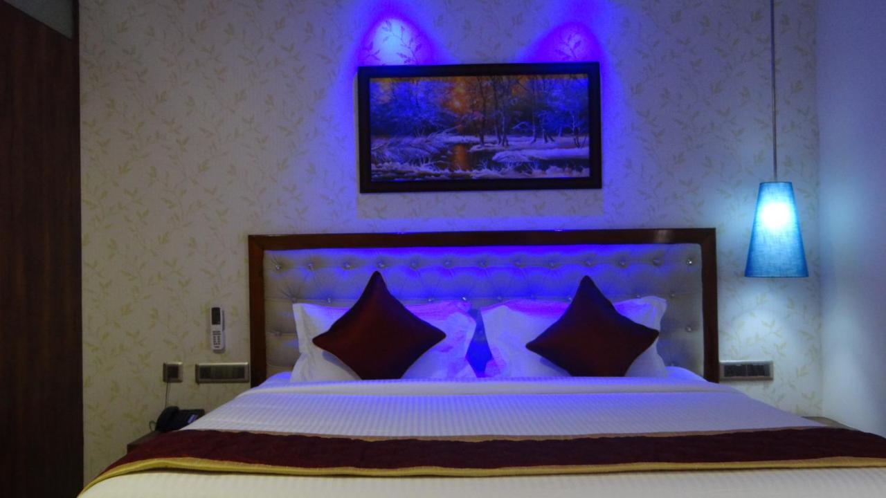 Devanahalli Arna Hotel מראה חיצוני תמונה